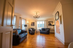 Bradog House - Beautiful 4 Bedroom House in Central Bundoran